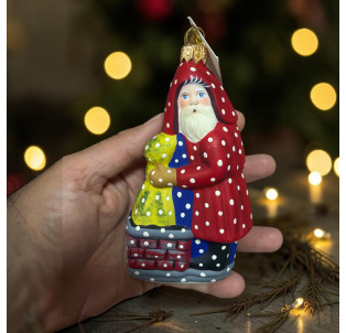 VAILLANCOURT FOLK ART 