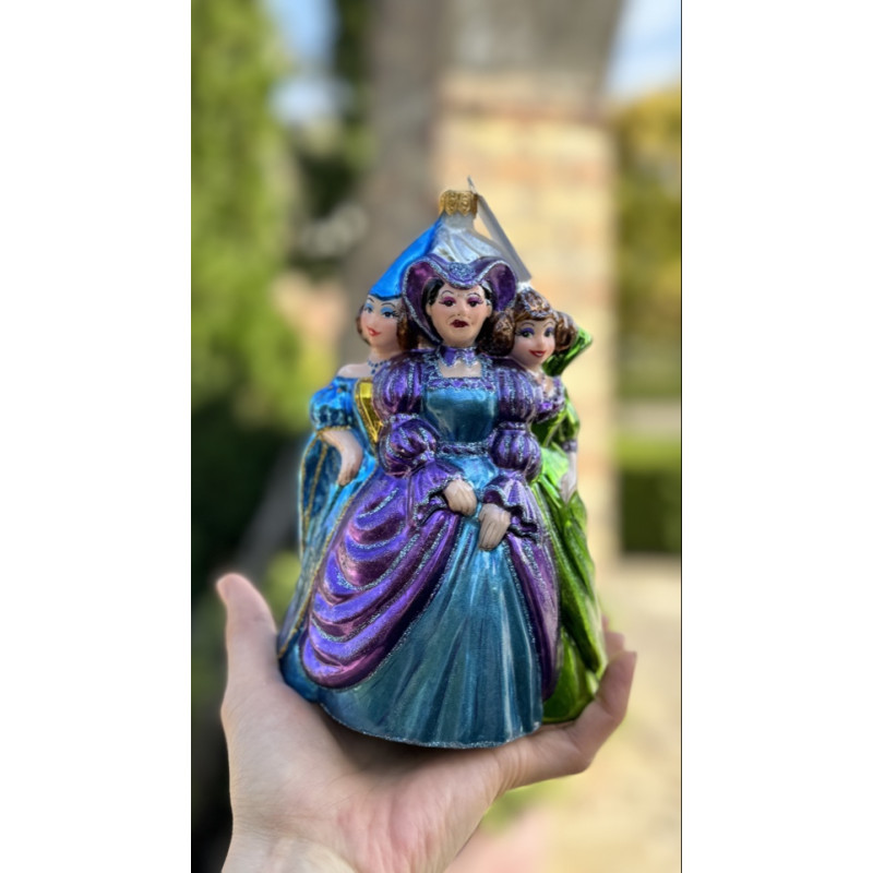 Мачеха с дочками 